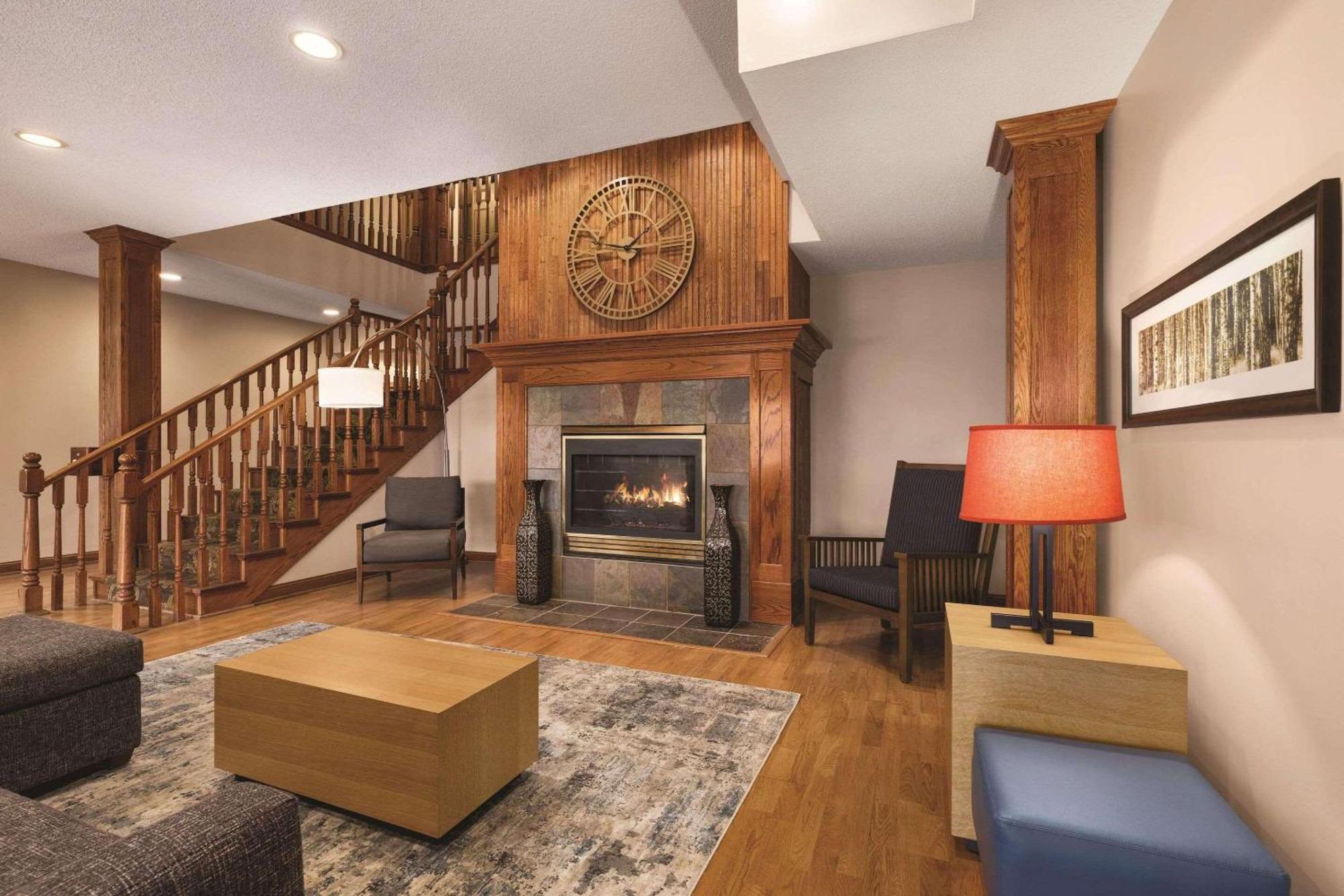 Country Inn & Suites By Radisson, Forest Lake, Mn エクステリア 写真